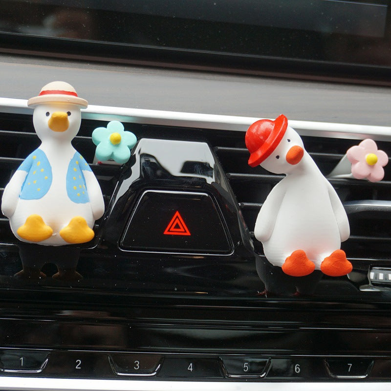 Car car aromatherapy cartoon refueling duck out of the wind, aromatherapy car, decorative creative ornament decoration - KTStechnixx