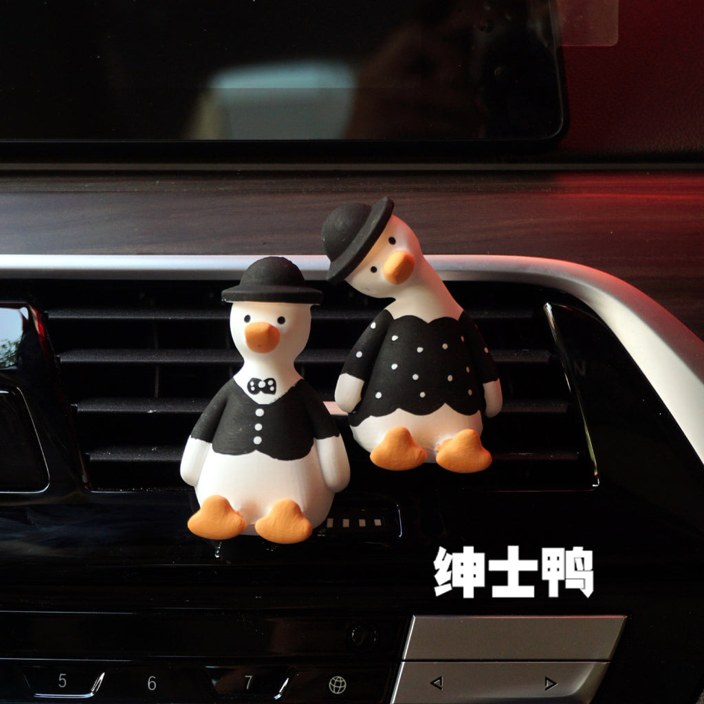 Car car aromatherapy cartoon refueling duck out of the wind, aromatherapy car, decorative creative ornament decoration - KTStechnixx